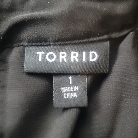 Torrid Halter Burnout Velvet Paisley Tunic Tank Red Black Size 1 - Picture 4 of 8